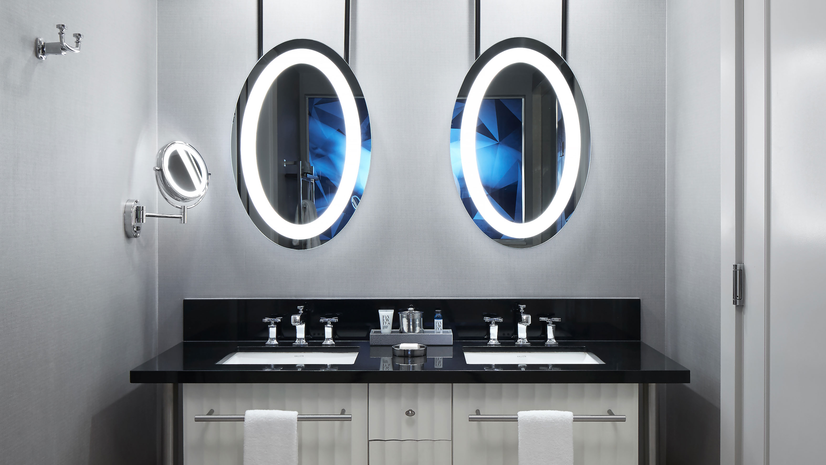 Luxury Terrace Studio 2 Queen Beds The Cosmopolitan of Las Vegas