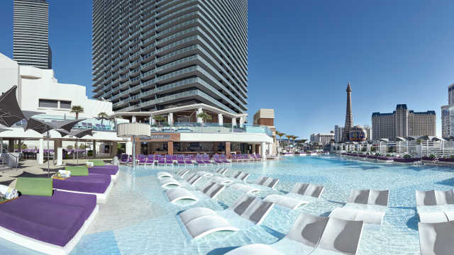 Boulevard Pool The Cosmopolitan Of Las Vegas