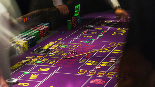 The Hopeful Traveler: The Cosmopolitan of Las Vegas: The Casino Floor