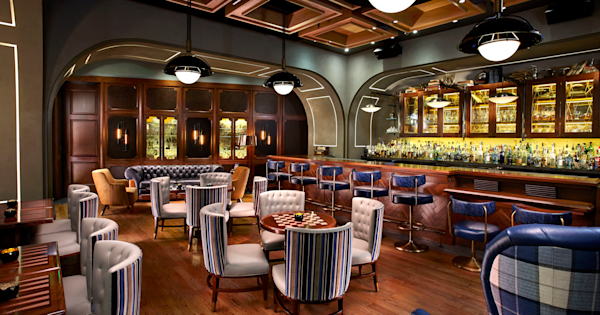 Las Vegas Luxury Hotel The Study The Cosmopolitan