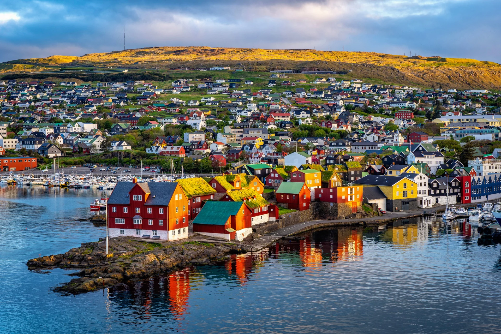 Ekspedisjon til Island – Hamburg til Reykjavík via Skottlands nordlige øyer