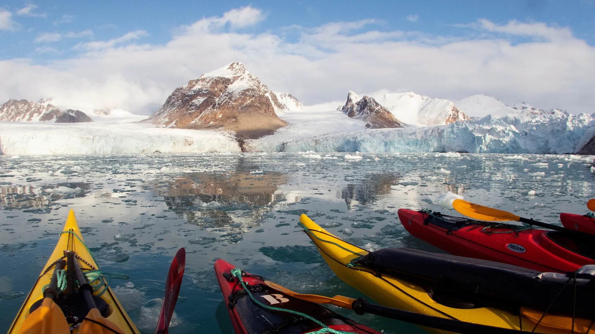 I isbjørnens rike | Spitsbergen rundt