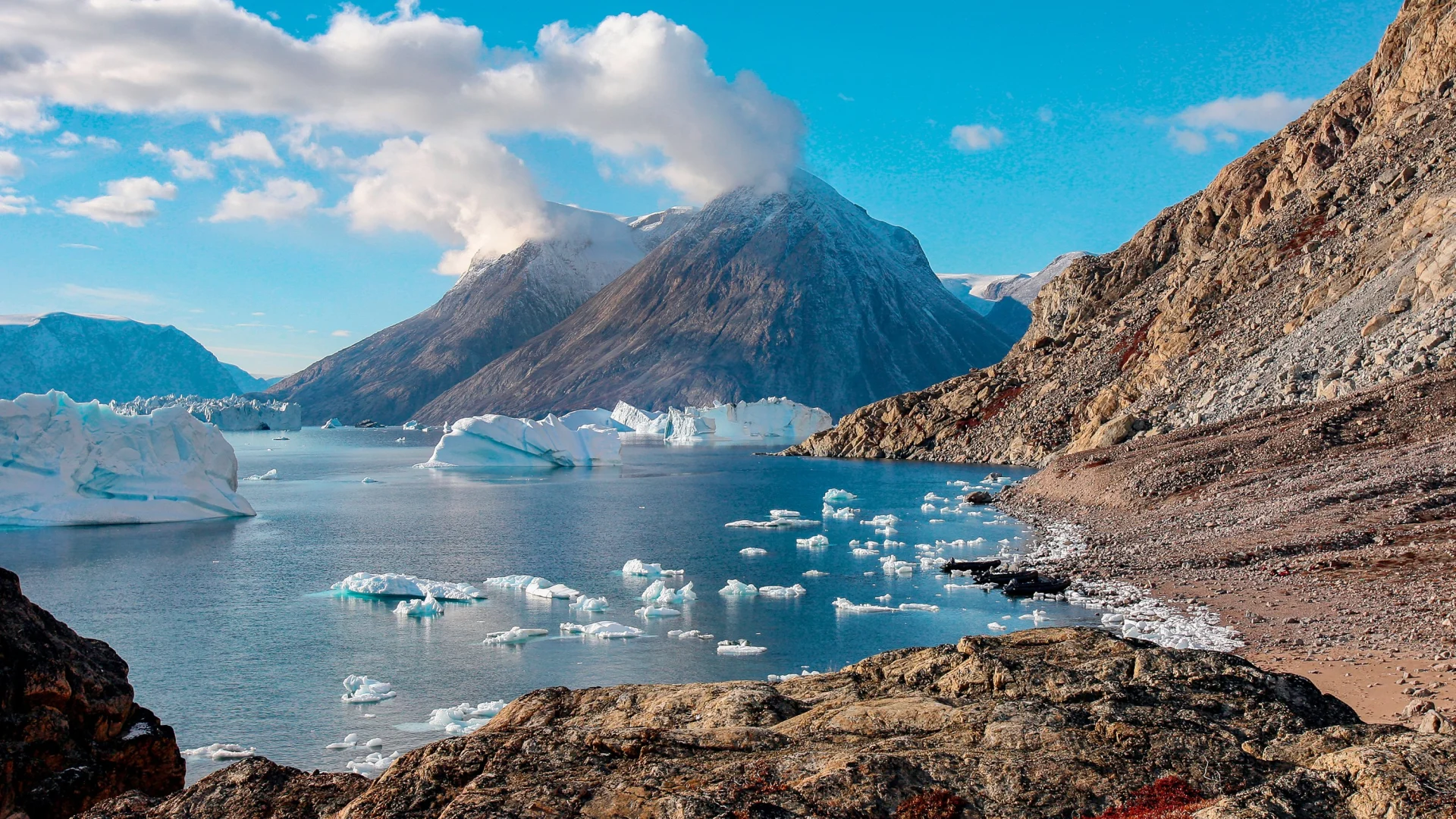 Östra Grönland och Svalbard | en autentisk arktisk expedition
