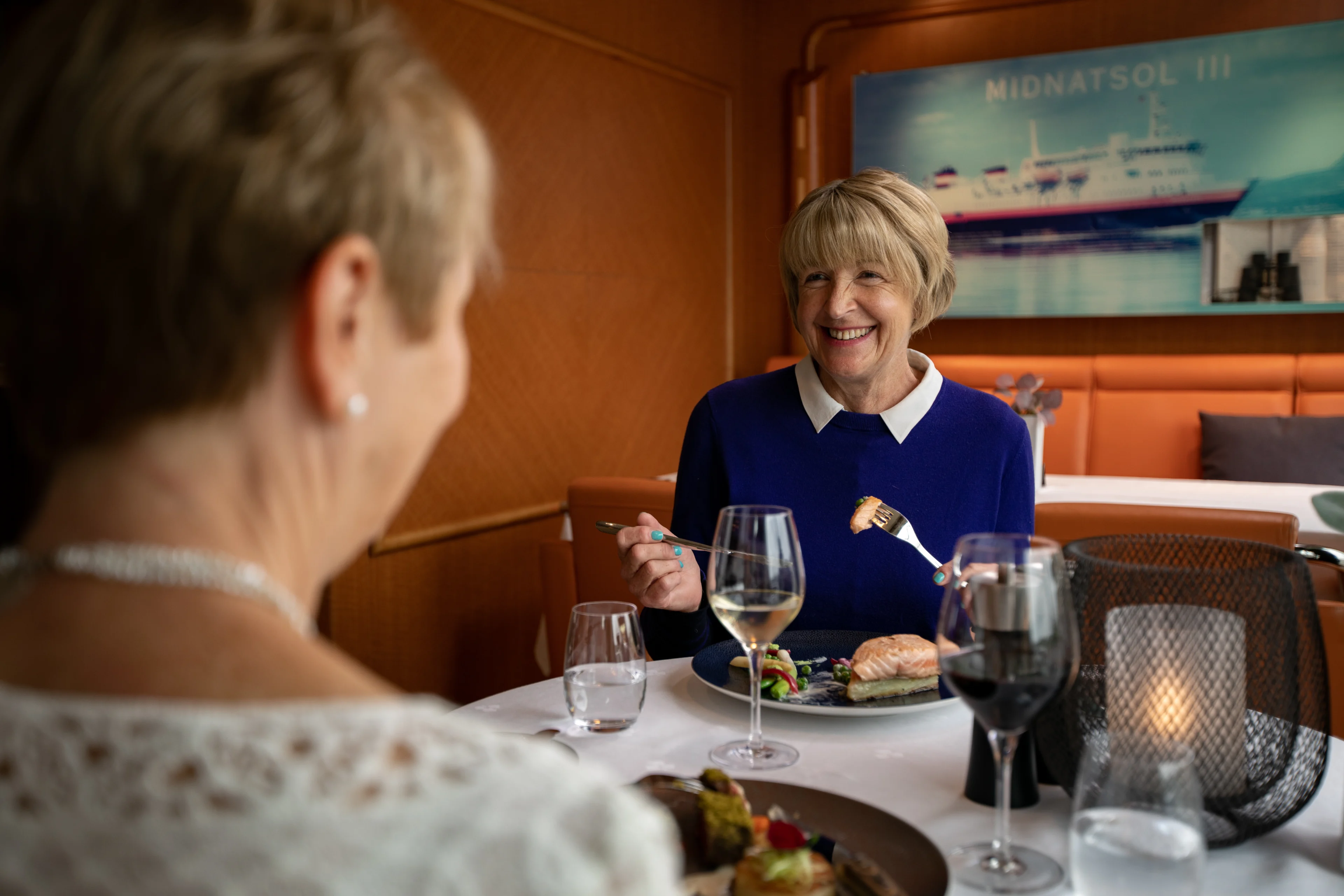 Dining in Lindstrøm onboard MS Maud. Photo: Tom Woodstock / Ultrasharp
