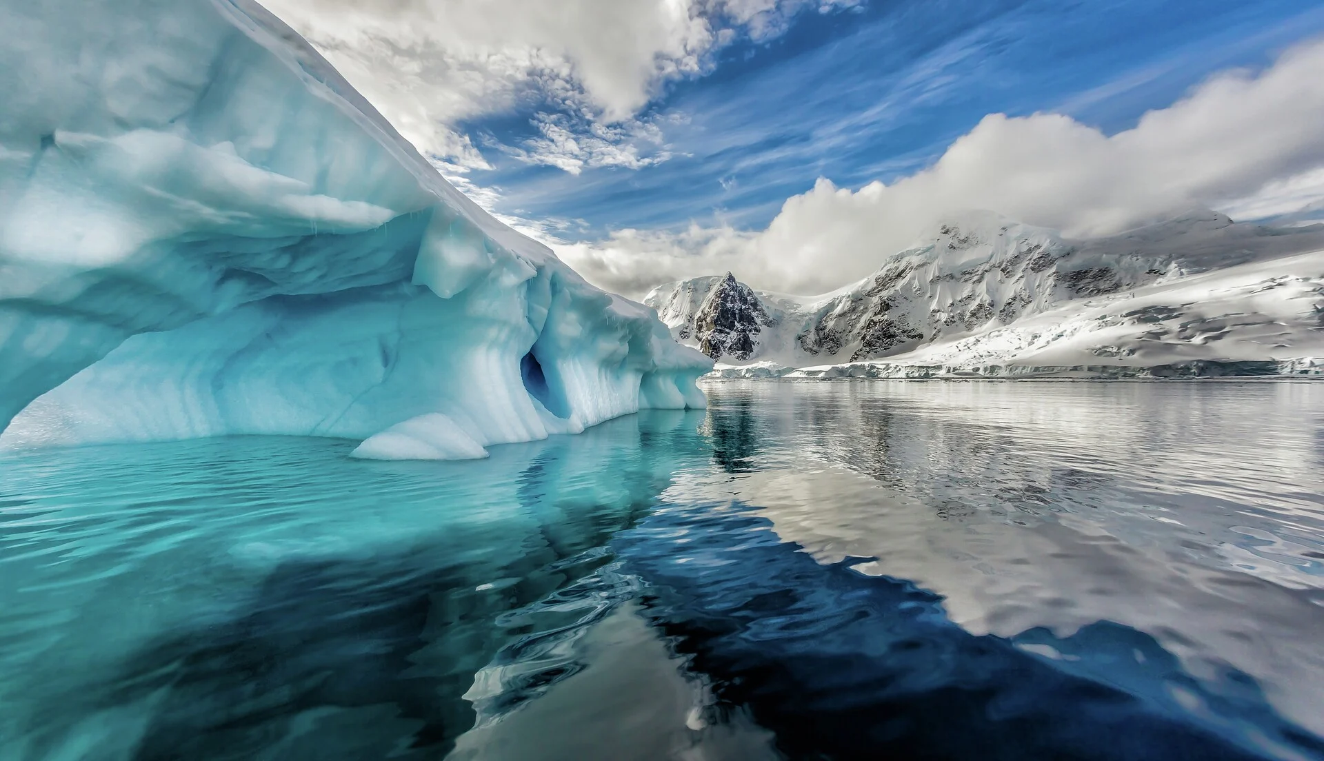 Iceberg in Andord Bay, Antarctica. Credit: Graham Lland / Jocrebbin