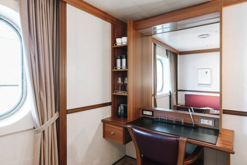 Living space an Outside cabin | With limited view (F) onboard MS Fram. Credit: Clara Tuma