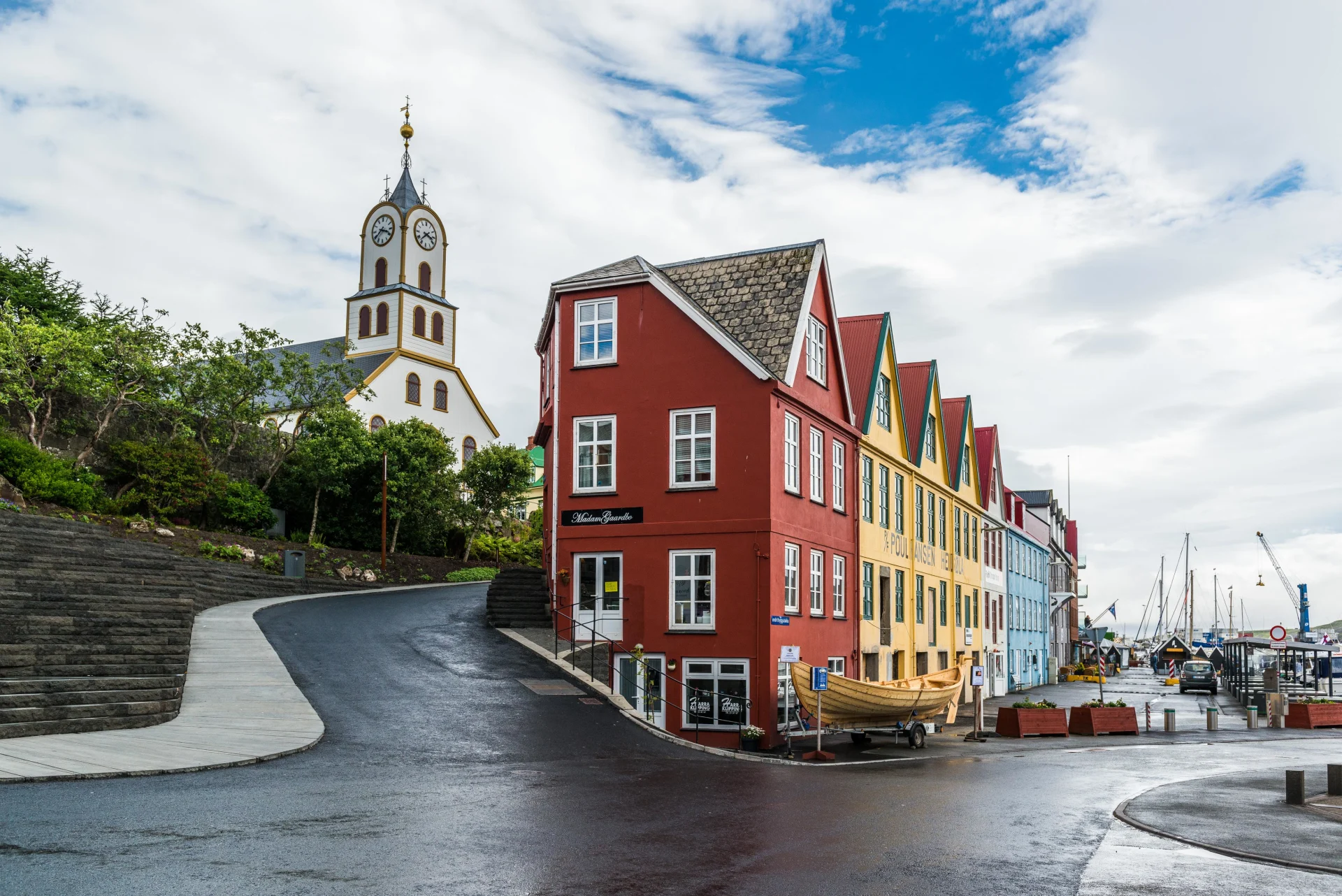 Von Hamburg nach Reykjavík – Erkundung der Inseln im Nordatlantik
