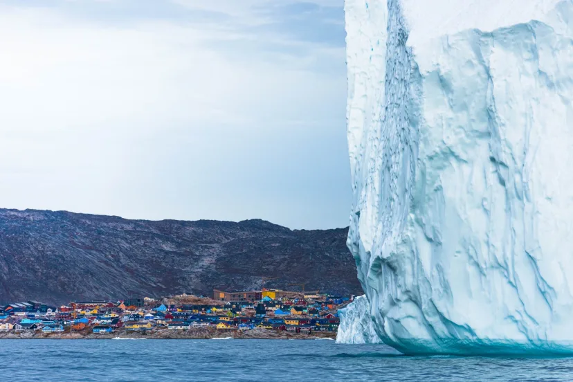 Reykjavík to Cambridge Bay  