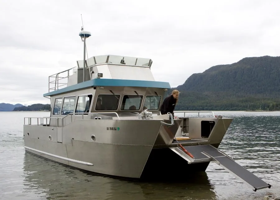sitka-sound-science-centre-tour-boat.jpg
