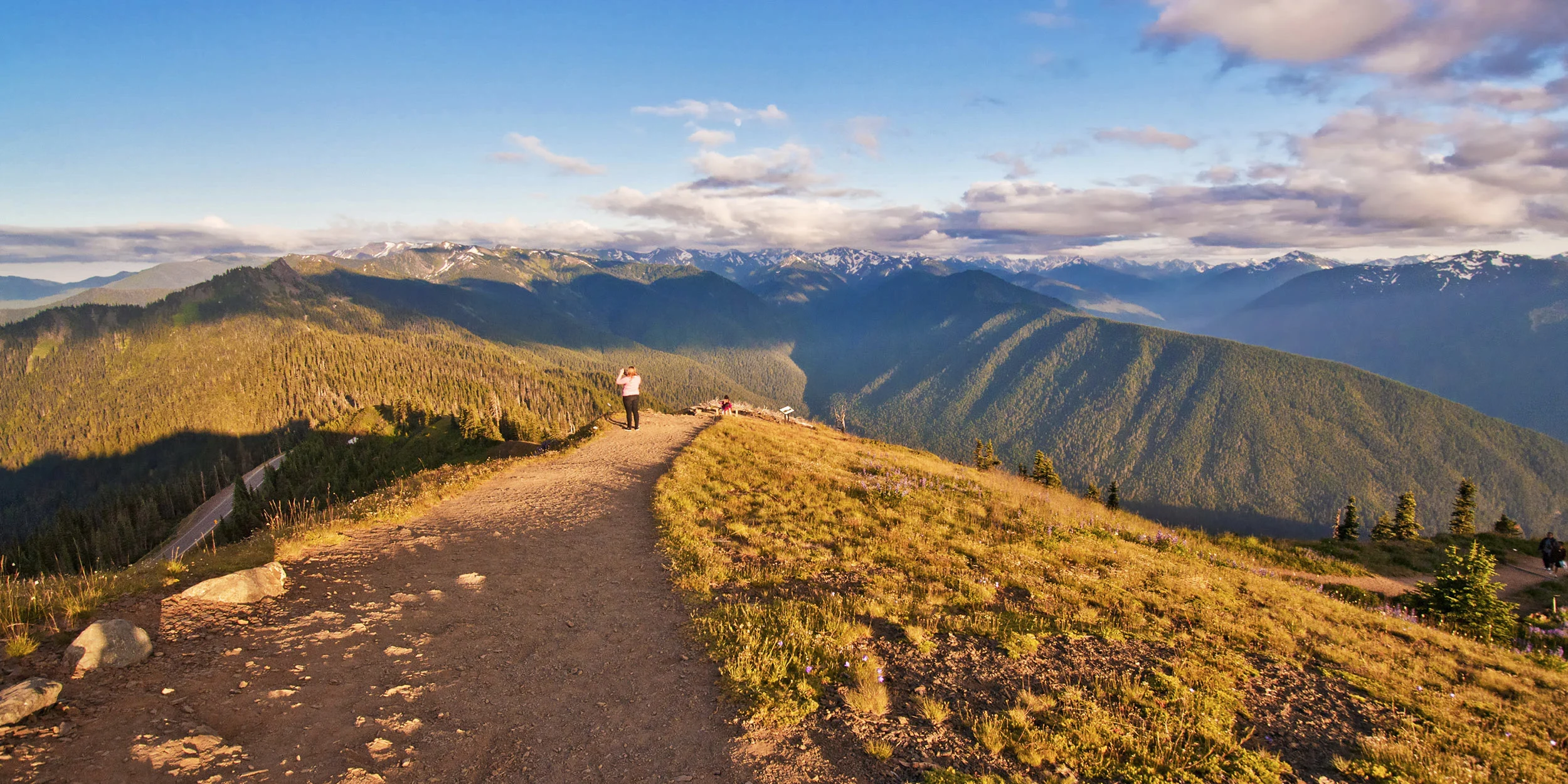 day-8_hurricane-ridge_olympic-national-park_hike_shutterstock_109849670.jpg