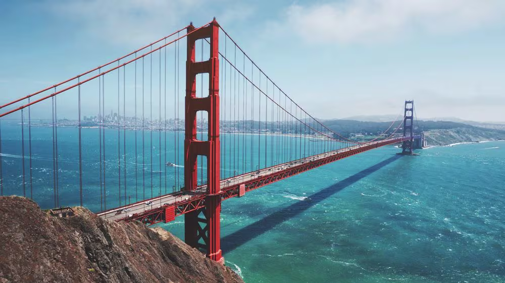 Imagen del puente de San Francisco (California, Estados Unidos) desde las alturas