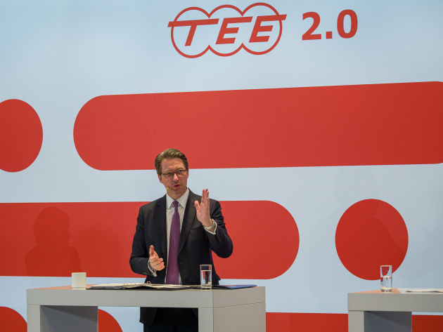 Andreas Scheuer stellt das deutsche Konzept TEE 2.0 auf einer Pressekonferenz im BMVI vor.