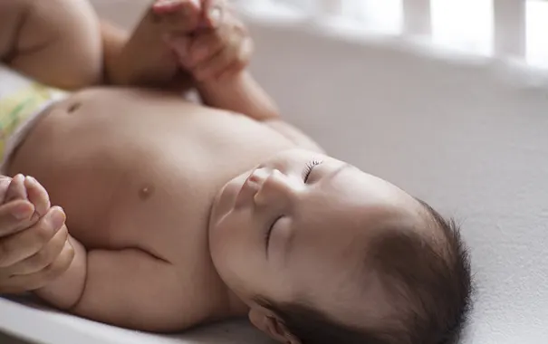 3 kuukauden ikäinen vauva: uuteen elämään tottuminen