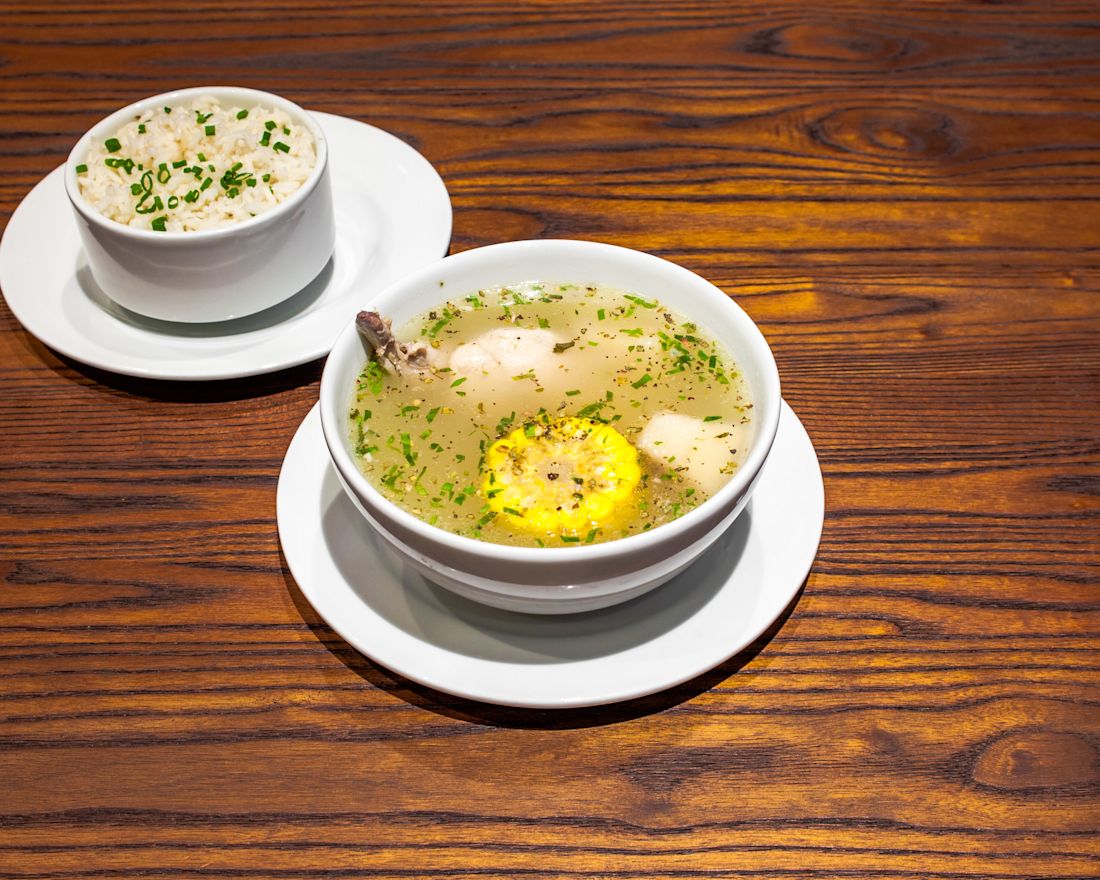 Sancocho panameño de Molas Restaurant