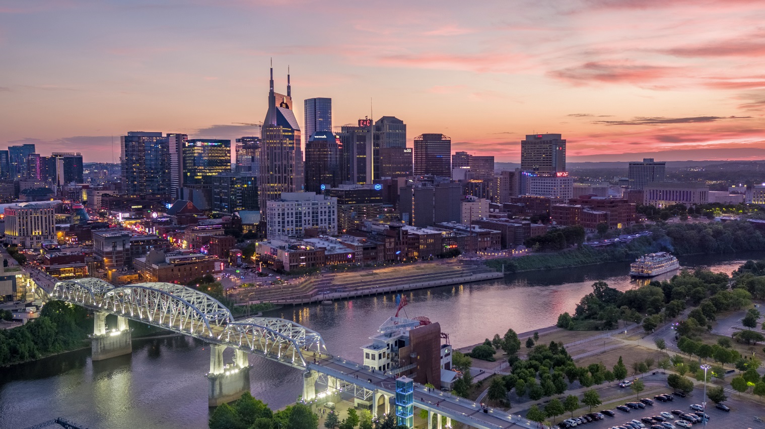Visit Nashville Hero Image