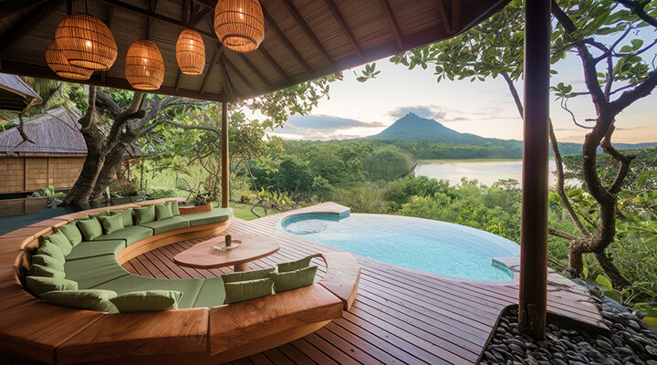 Up to 60% off Season of Savings Sale at Priceline: eDeal Info