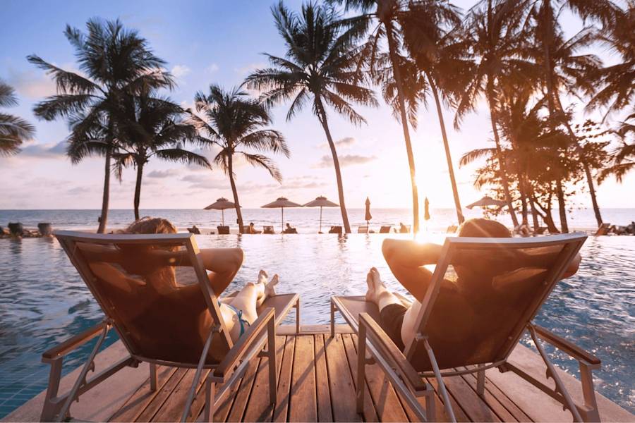 VACATION PACKAGES FROM UNITED AIRLINES intelligence overview