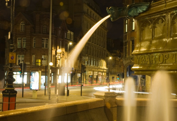 Albert Square Fountain - Manchester
