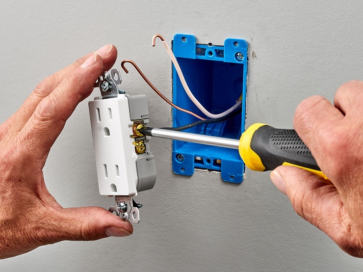 Understand Duplex Receptacles: Understanding the benefits