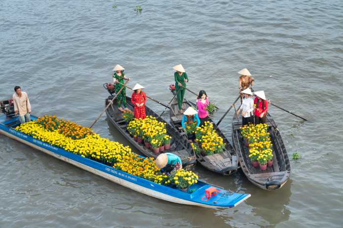 mercado flotante en Can Tho en Vietnam
