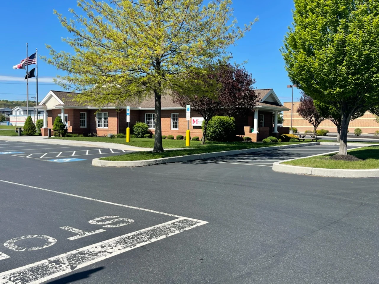 Palmyra- Exterior