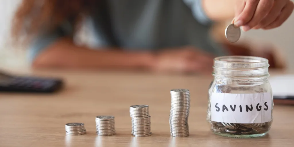 Save Smart: When to Use Goal Savings vs. Vacation Club