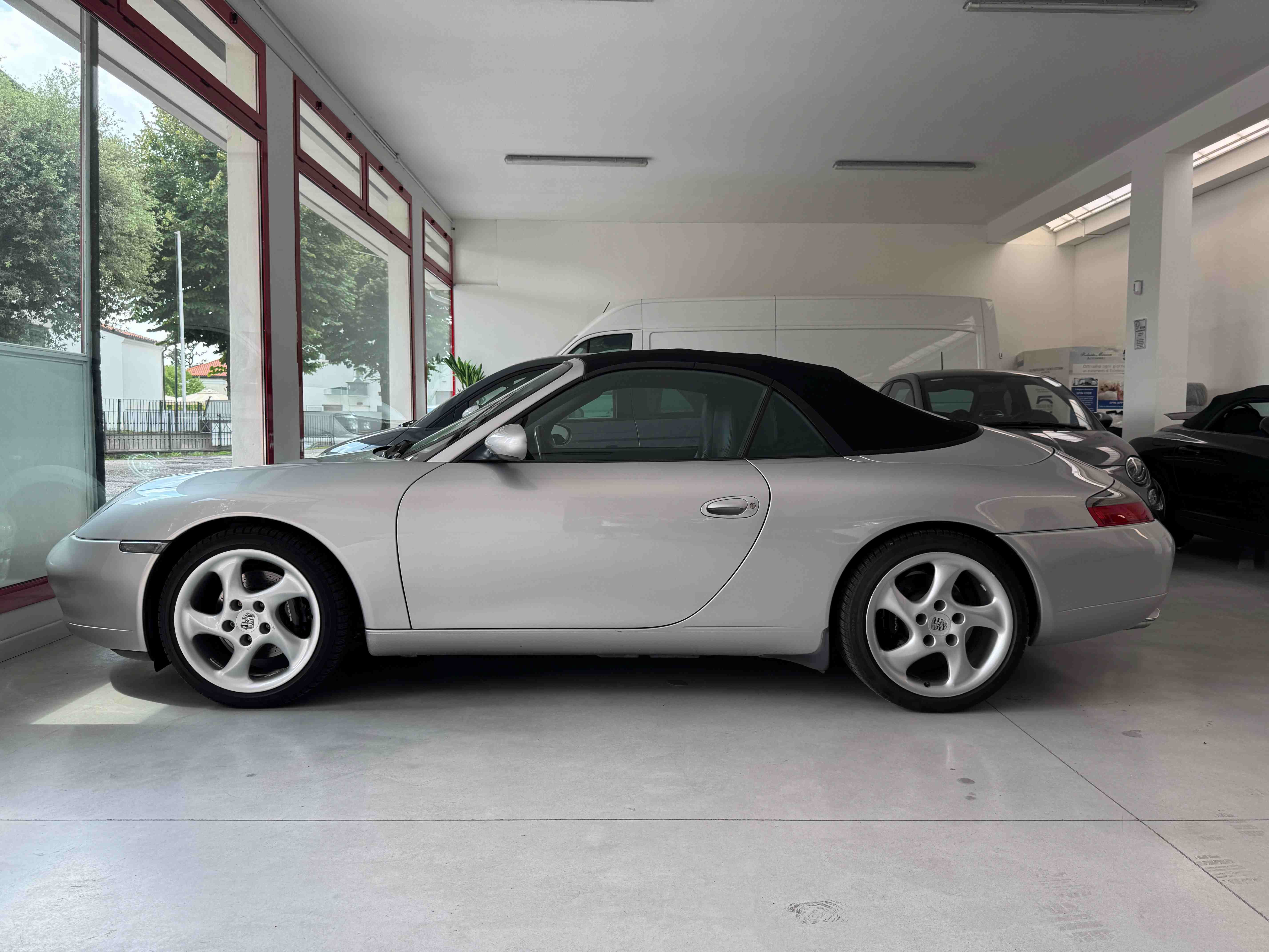 PORSCHE 911 996 CARRERA 2 CABRIOLET TIPTRONIC 300 CV     - 2