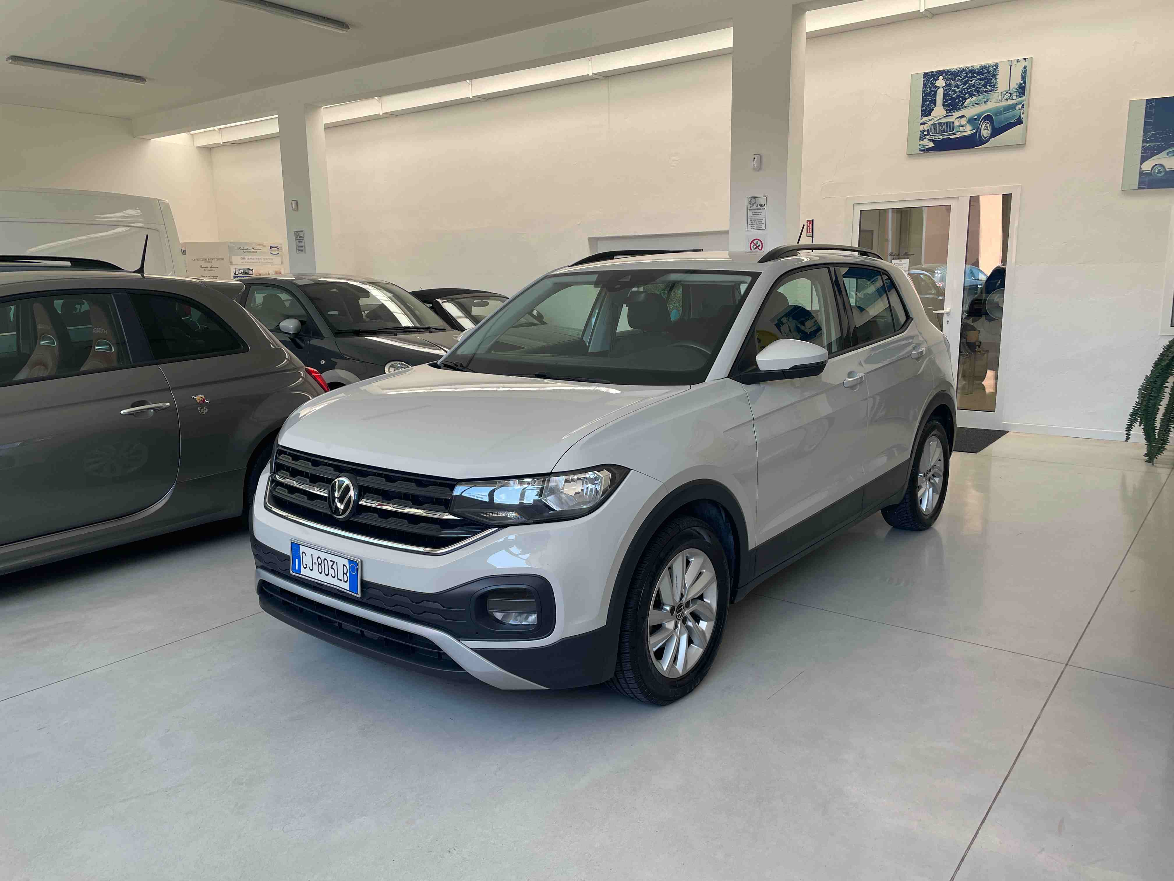 VOLKSWAGEN T-CROSS LIFE 1.0 TSI 95 CV 5 MARCE