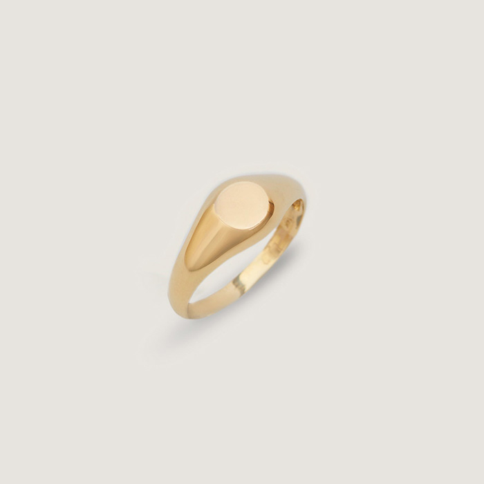 yellow gold signet ring