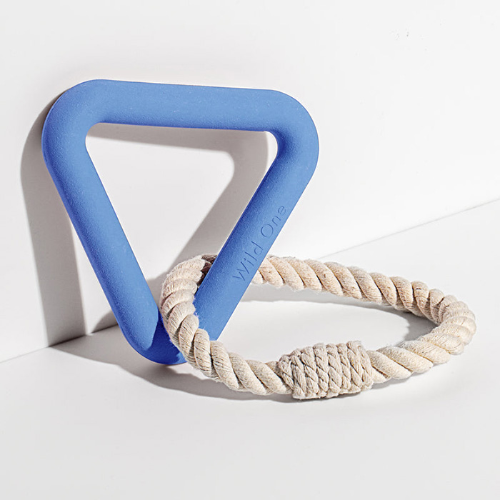 Wild One Triangle Tug in blue