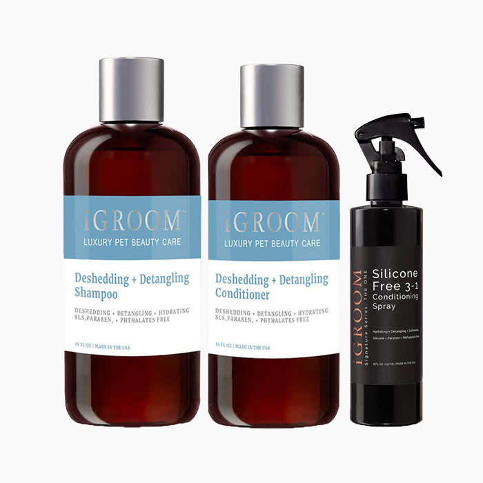 the two bottles of grooming bottles