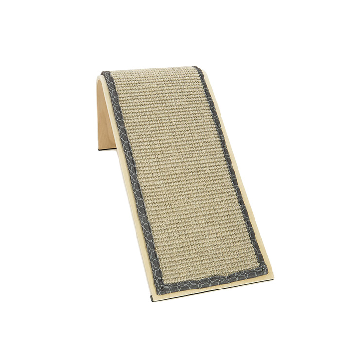 SmartyKat Sisal Angle Cat Scratch Ramp
