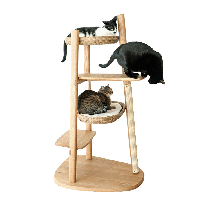 Mau Reiya Cat Tree