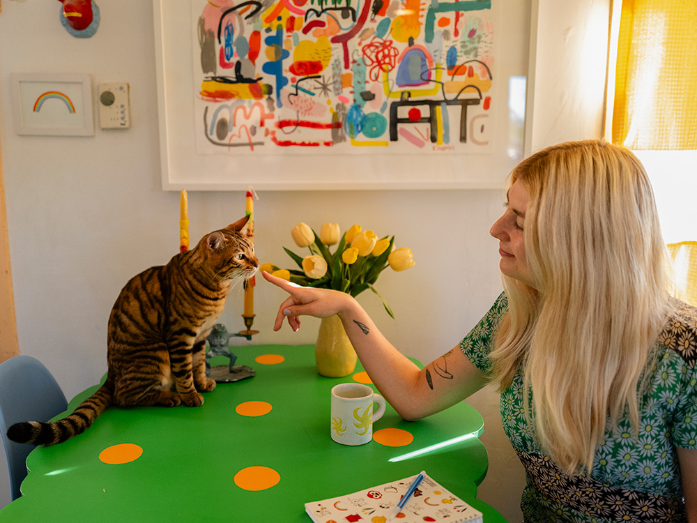 Lorien Stern with her cat 