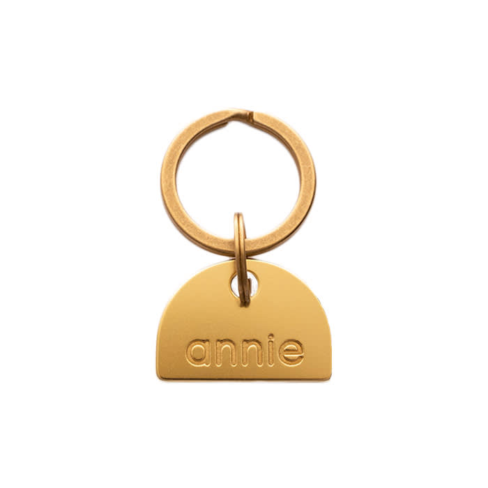 Onoma brass arch tag