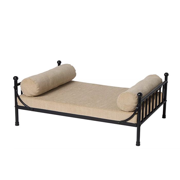 PetSmart elevated dog bed 
