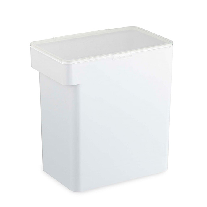 white yamazaki dog food holder