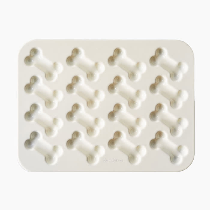 Nordic Ware Dog Treat Pan