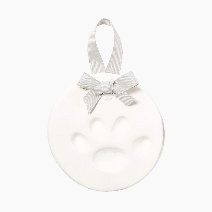 pawprint keepsake in white with grey bow