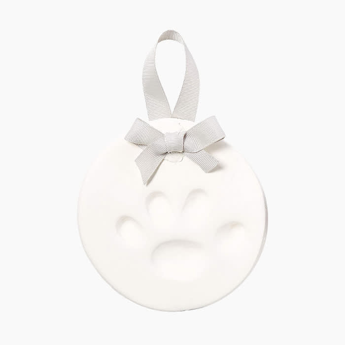 pawprint keepsake in white with grey bow