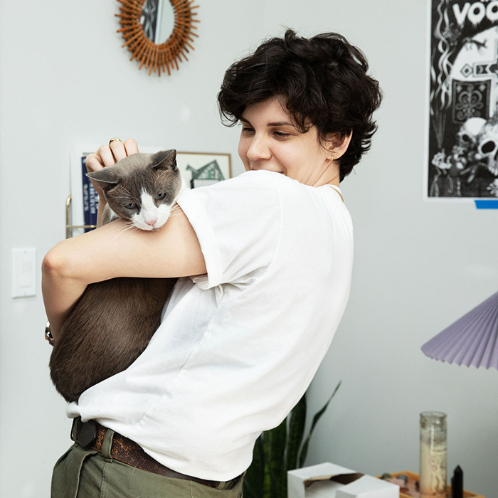 nikki palumbo and cat