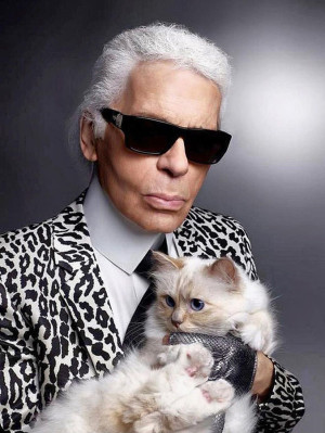 Karl Lagerfeld and his white cat Choupette.