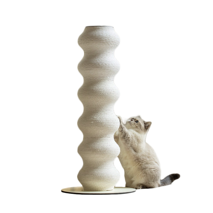 Colossal Curvy Clawer