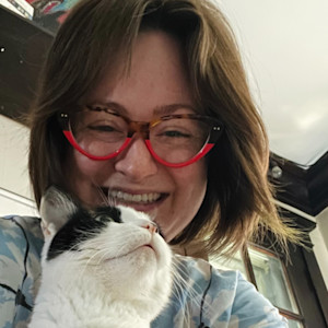 Lauren Dixon with her cat
