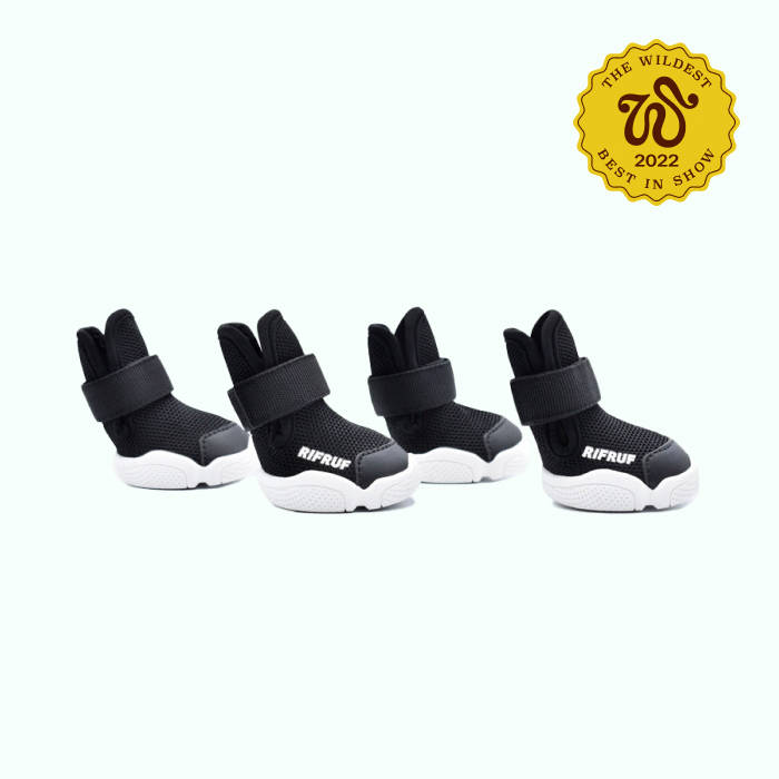 black ruffwear sneakers