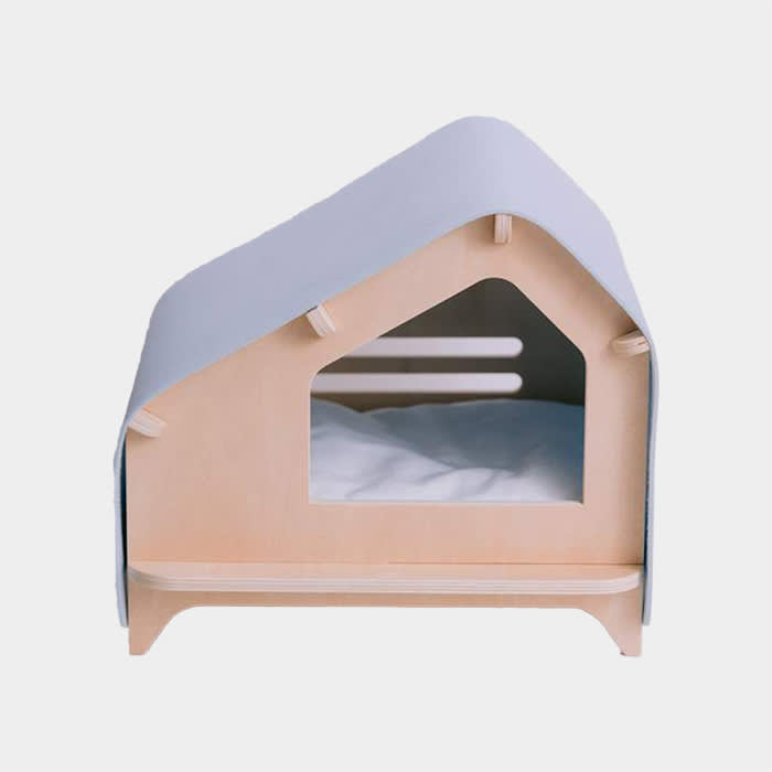 the cat house in wood