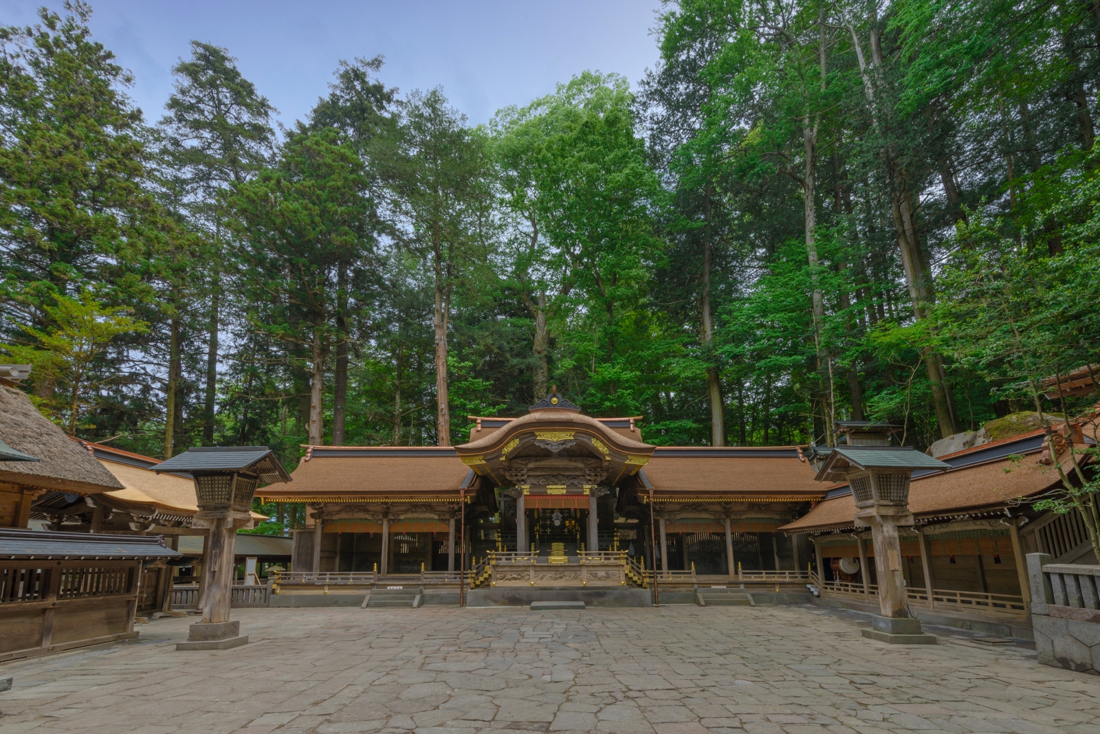 suwa 諏訪大社 上社本宮