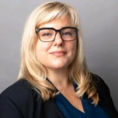 Sarah Hutton Image