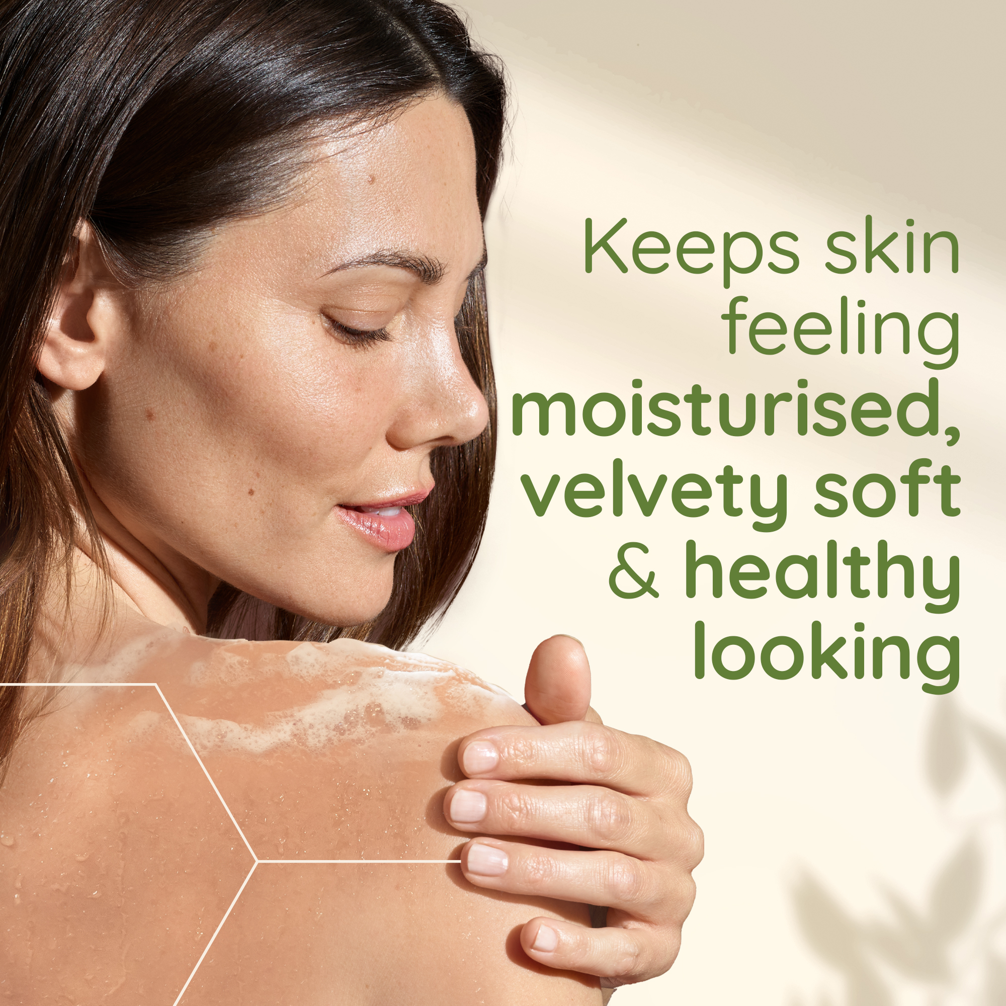 Aveeno Daily Moisturising Yogurt Body Wash, Vanilla & Oat Scent image 2