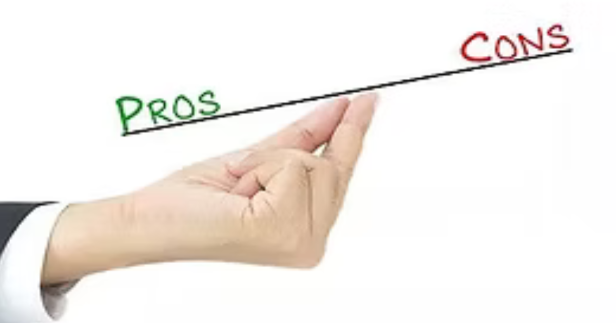 What Are The Pros and Cons Of Hiring A Professional Resume Writing Service?